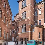 Apartment 180 Sqm Penthouse For Up To 11 People - *