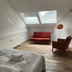 180 Sqm Penthouse For Up To 11 People - *