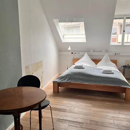 180 Sqm Penthouse For Up To 11 People - *