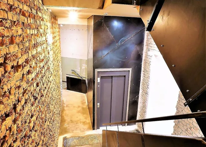 Apartment 180 Sqm Penthouse For Up To 11 People -