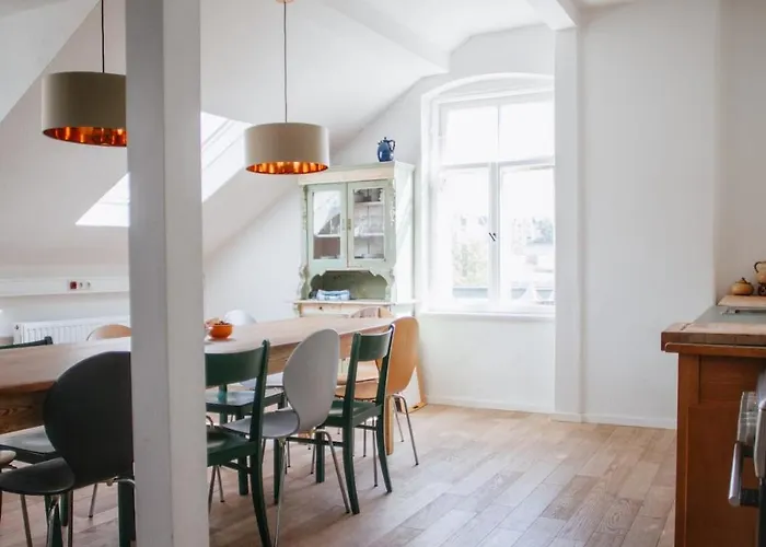 180 Sqm Penthouse For Up To 11 People - * Gera